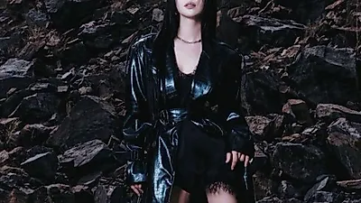 남규리, 울산 해변서 맨발 셔플 댄스 "진짜 극한 직업이야"