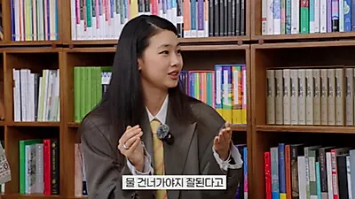 Jung Ho-yeon laughs over the Saju reading that predicted fame abroad