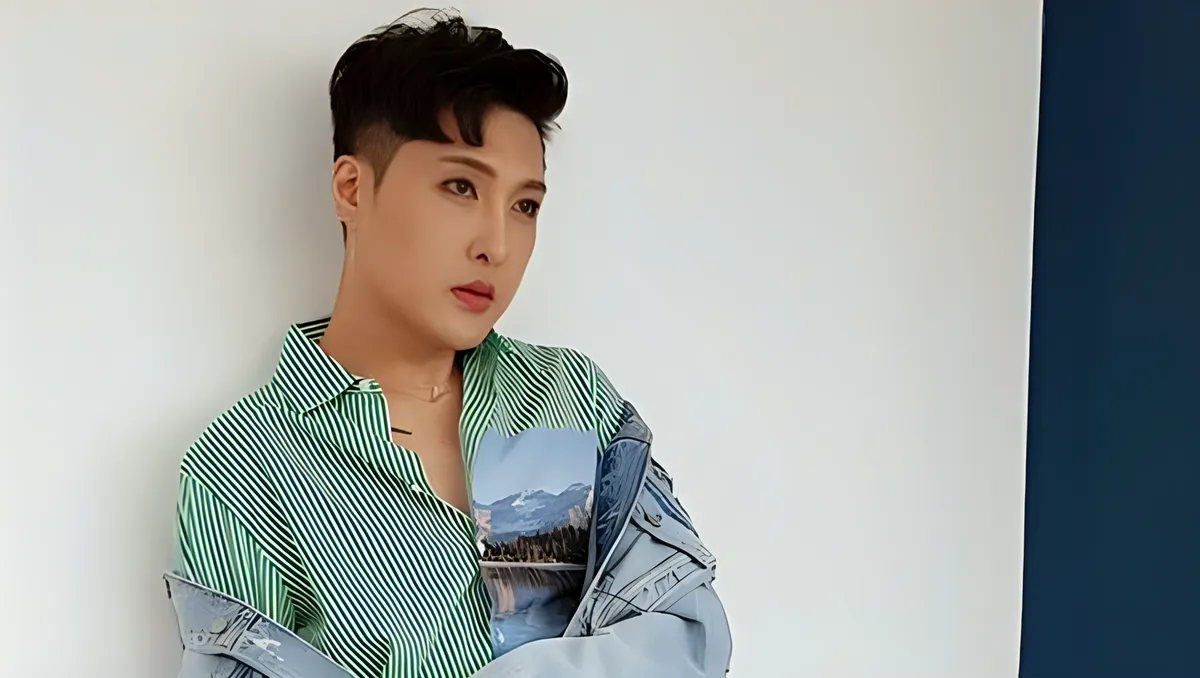 Comedian Kim Ki-soo Starts New Career as Solo Hair Salon Owner in Yongin