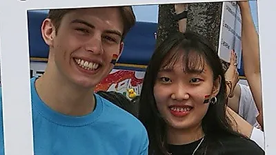 ホン・ソクチョン、猛暑の中のクィア文化祭で反対集会を目撃…一日の自由さえ許さない叫び