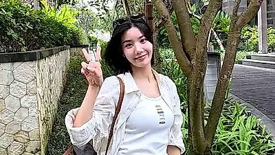권은비, 발리 브이로그로 여름 퀸 이미지 확장
