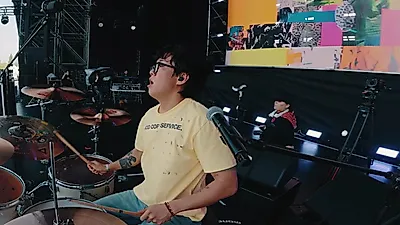 Far East Asia Tigers lleva el pulso de Pentaport a un clip en vivo de 'Si el tiempo pasar…