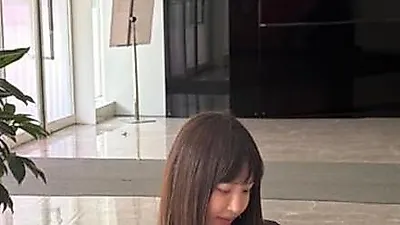 カン・イェウォン、1億人超が見る中国No.1ワンホンLiveにふいに登場