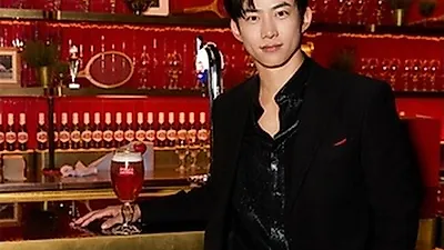 Ok Taec Yeon grabs a racket at Wimbledon with Stella Artois