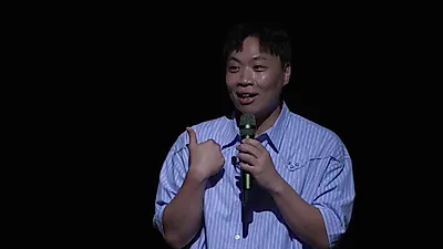 イ・サンジュン、20代観客におじさん? YouTubeで客席巻き込む即興トーク炸裂
