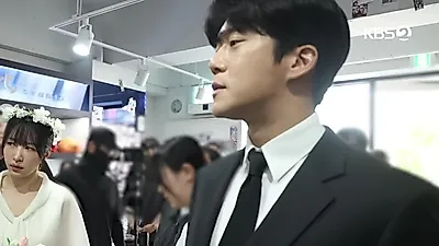Ha Seok-jin, Ahn Hee-yeon make a sweet date sting in Love Is Coming