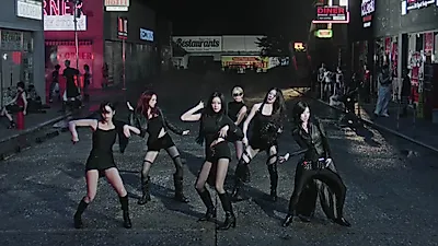 베이비몬스터 ‘MOON’ 퍼포먼스 비디오…몽환 안무로 미니 3집 힘 실었다