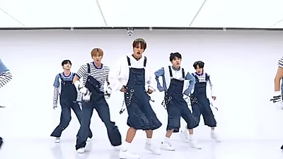 Nexz convierte la sala de práctica en vitrina para la coreografía de Hellmate