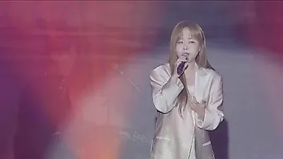 イ・イェジュン、済州の夜に響かせた狂った声…Monday Kizピアノと高音で魅せる