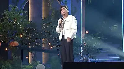 George Han Kim emociona en Open Concert con la voz al frente en 'You Are My First and Las…