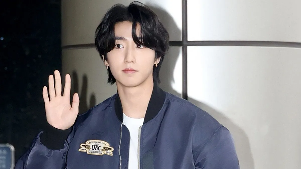 Han de Stray Kids sale del aeropuerto de Incheon para cumplir con su agenda internacional