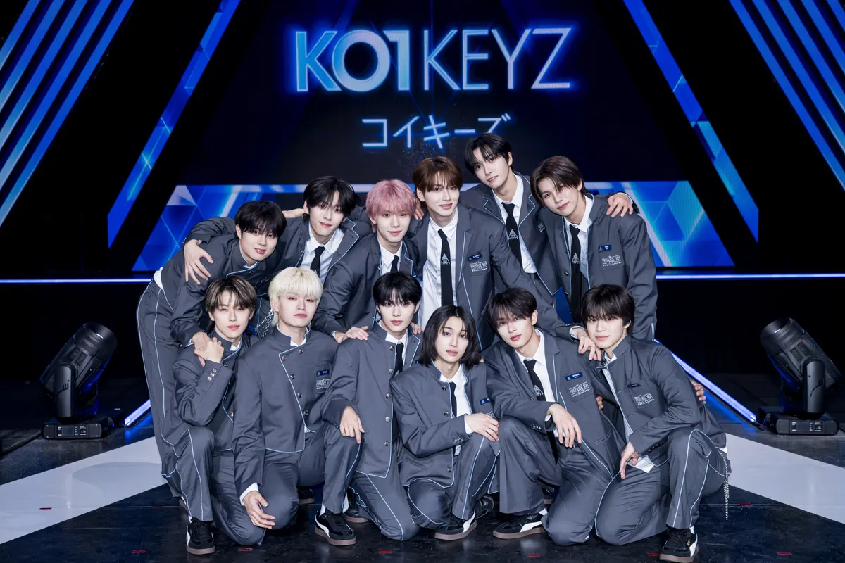 KO1KEYZ 12 Members Group Photo