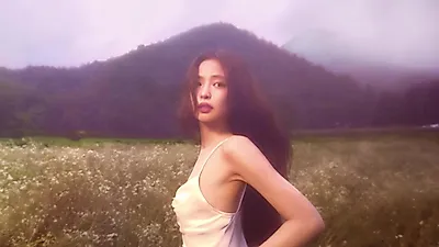 제니 'HEAVEN' 오디오, 0.6일 만에 100만 뷰…EP CD 예판도 진행