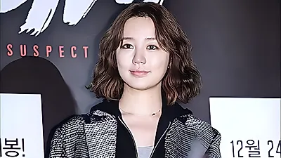 Yoon Eun Hye entrega un gran ramo a Chae Jung An y El príncipe del café vuelve a latir 19…