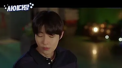 배현성, 19년 만에 나타난 친부 앞에서도 무너지지 않았다…'조립식 가족' 참교육 장면