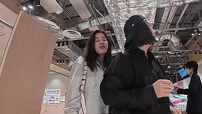 Kim Sook slips on Japan’s makeup-effect glasses: 'I look pretty'