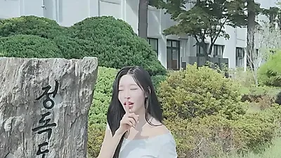 Myung Hyung-seo puts her voice first on Opius collab 'Parachute'