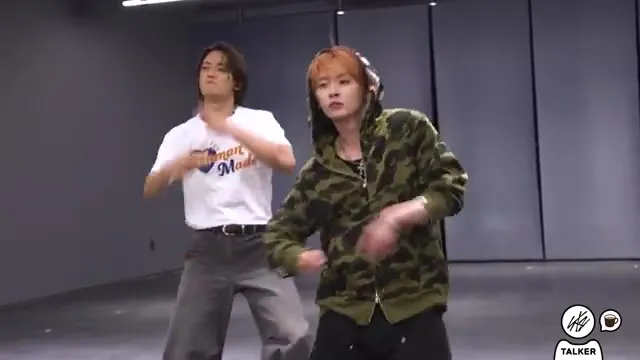 스트레이 키즈, 'THIS & THAT'에 리믹스 두 갈래 더했다…글로벌 플랫폼 공개