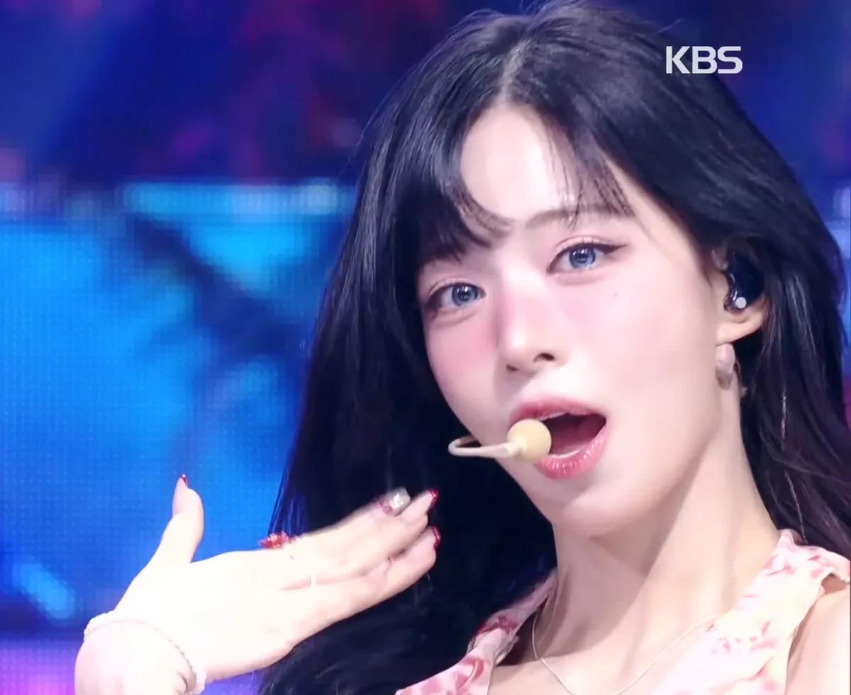 fromis_9、KBS2『ミュージックバンク』7月第4週のステージを披露