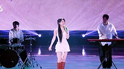 정은지, '인기가요'서 선보인 신곡 '파도' 무대…흔들림 없는 라이브
