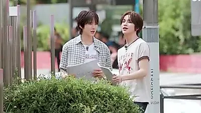 KEYVITUP's Hyeon-min and Jane turn Seoul Station into a surprise date