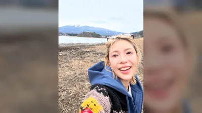 金髪すっぴんのBoA、富士山を背に笑顔…独立後の穏やかな春旅を公開