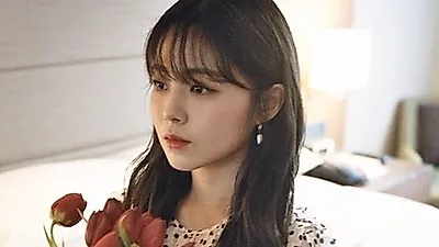 Park Hye-Won (HYNN) canta una ruptura que derrumba lo cotidiano en 'Not Like the End of t…