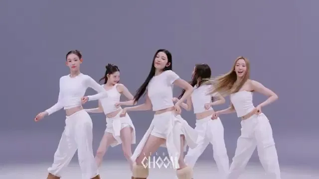 TUIDE presenta su performance de debut 'SUN KISS' en STUDIO CHOOM