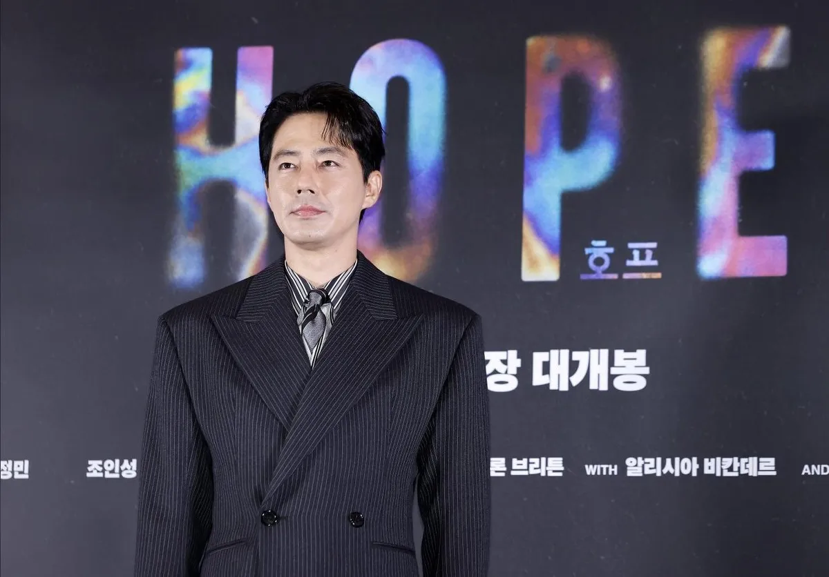 Zo In-sung entrenó tres meses con caballos para Hope, la nueva película de Na Hong-jin