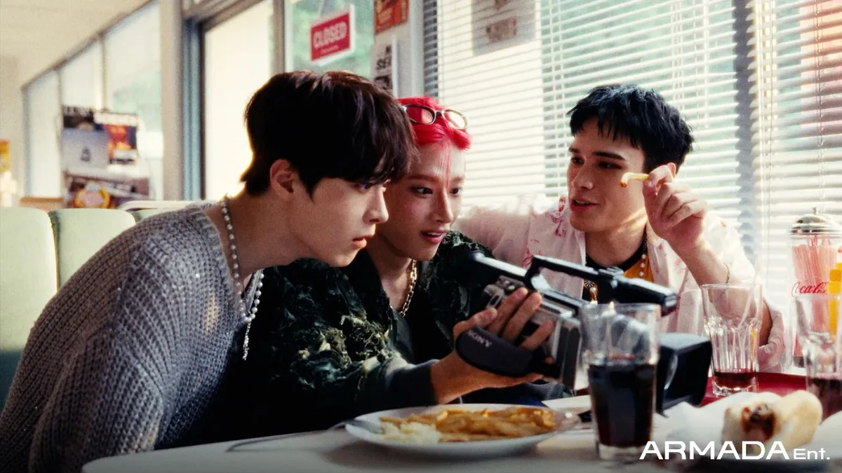 ONE PACT turns up in vintage high teen style for U so hot comeback