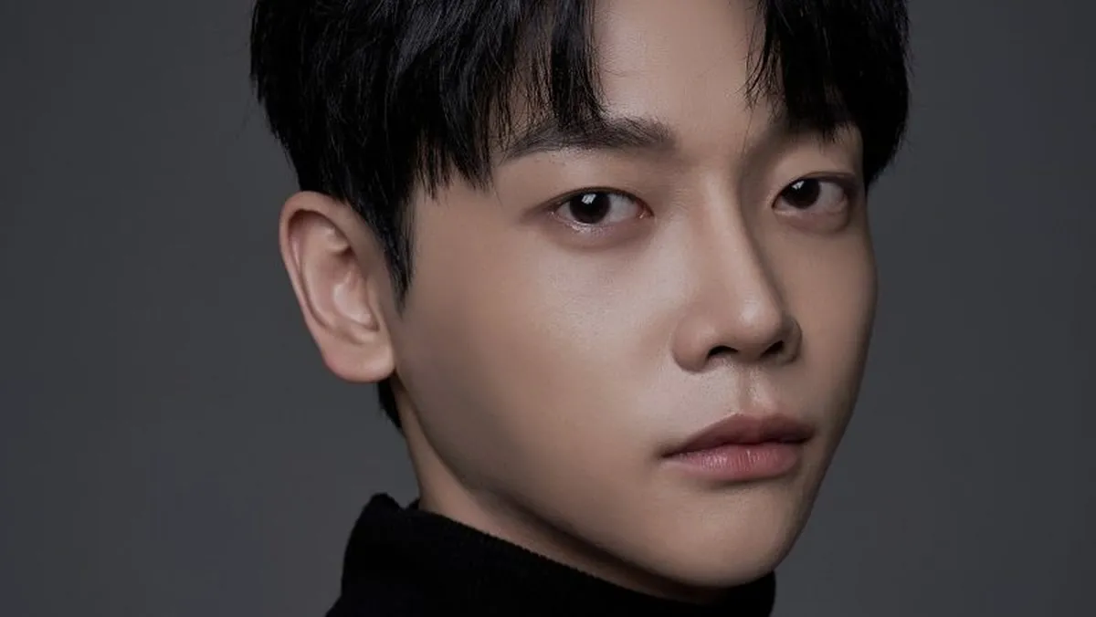 Kwon Do-hyeong, el actor que interpreta al joven CEO Park Hyun-woo en la película 'La heredera de…