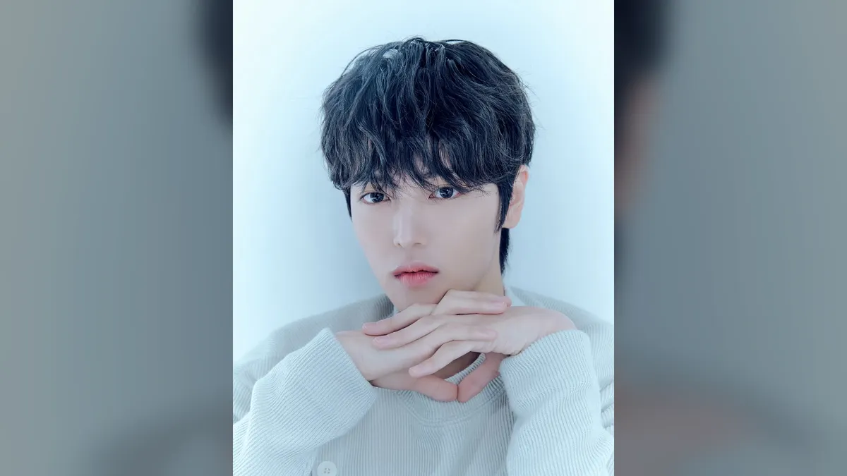 Jang Han-eum se presenta en el escenario de SBS Inkigayo este 12 de julio
